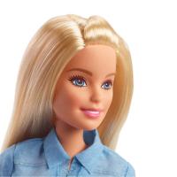 Barbie Seyahatte Bebeği ve Aksesuarları FWV25