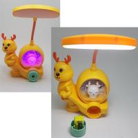 Geyik Figürlü Led Işıklı Çift Foksiyonlu Masa Lambası - Sarı